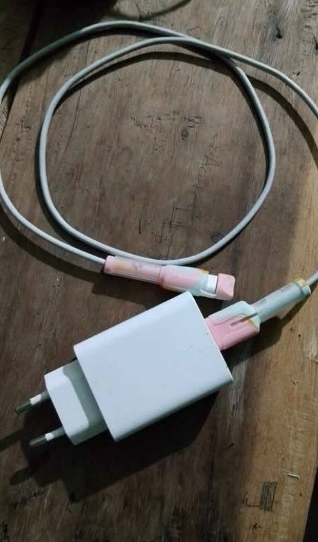 images/product_review/0wvL8RDmwgbdJvS0SwTTyIQ6UJooPY8hvLQcmvlS.jpg